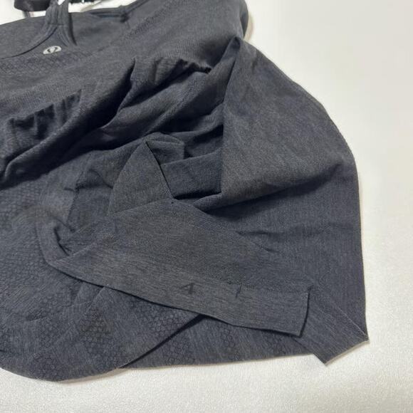 Lululemon Ebb Flow Tank - Picture 6 of 7